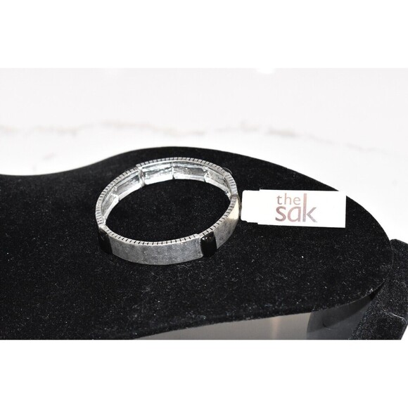 The SAK Women's Silver Hammered And Black Stone Bangle Stretch Bracelet - Picture 1 of 5